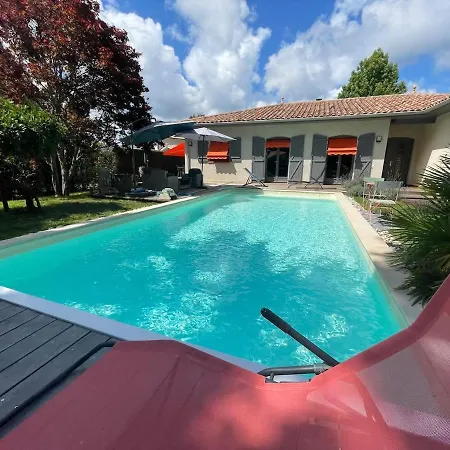Villa Avec Piscine Les Bains